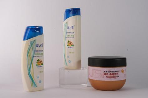 通过严格把控原材料和生产工艺,确保产品安全有效